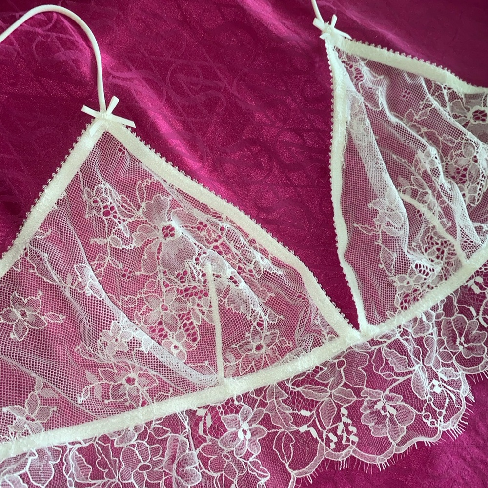 Skims Ultra Fine Lace Triangle Bralette